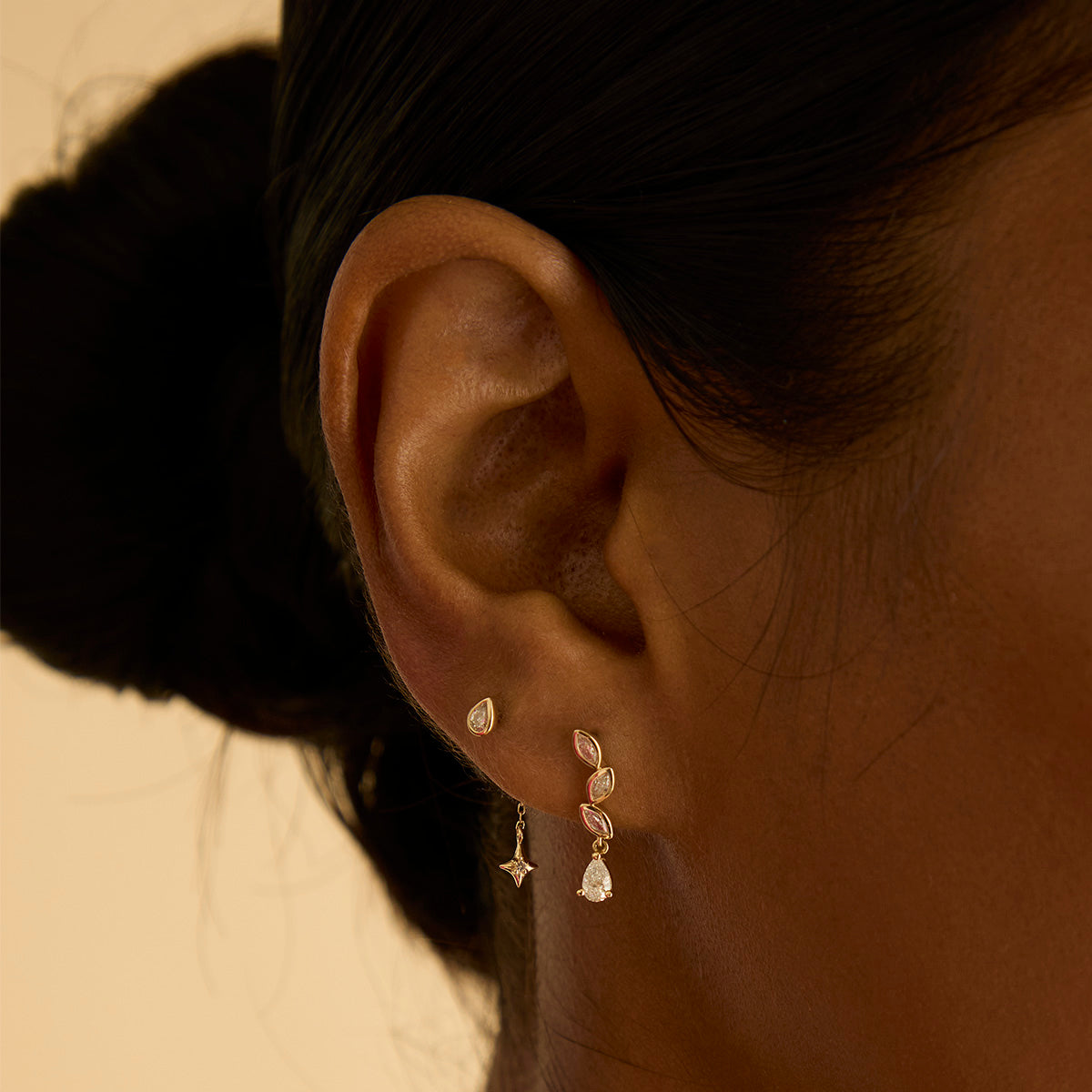 Flat Back Labret Studs - Diamond Bezel Pear Piercing Stud in Solid Gold - Piercing Studs - Astrid &amp; Miyu